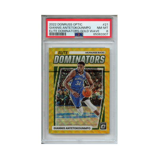 Giannis-Antetokounmpo-Elite-Dominators--Gold-Wave-2022-Donruss-Optic-PSA-8-Vorderseite