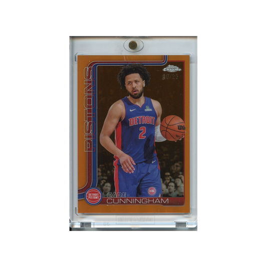 Cade-Cunningham-Orange-Refractor-/25-2025-Topps-Chrome-Vorderseite
