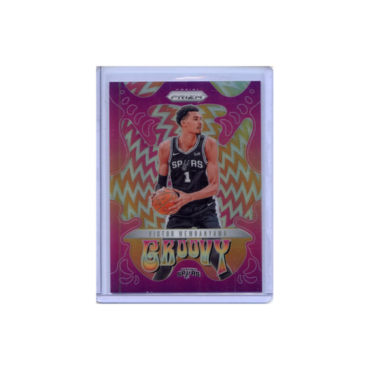 Victor-Wembanyama-Groovy-2024-Prizm-Vorderseite