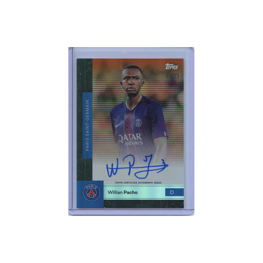 Willian-Pacho-Autograph-/25-2025-Topps-Vorderseite