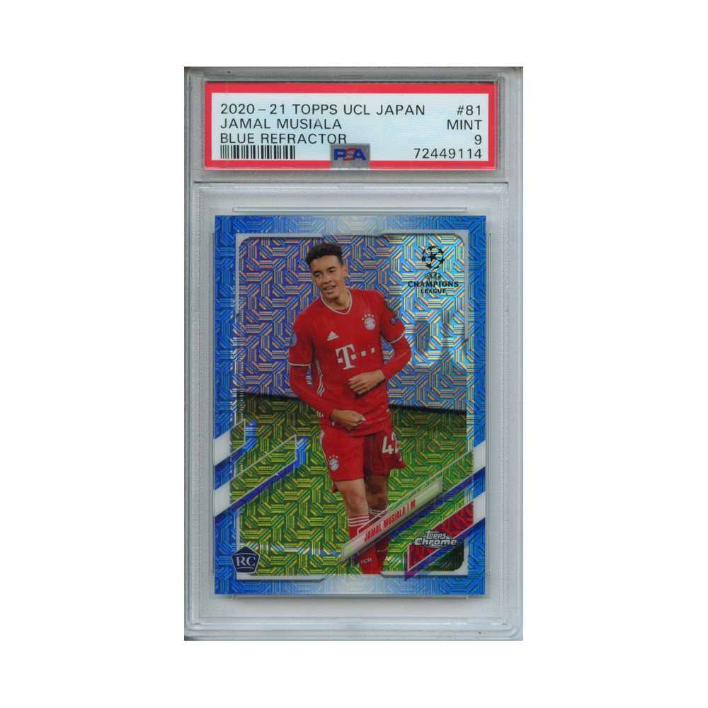 Jamal-Musiala-Blue-Refractor-2020-21-Topps-UCL-Japan-PSA-9-Vorderseite