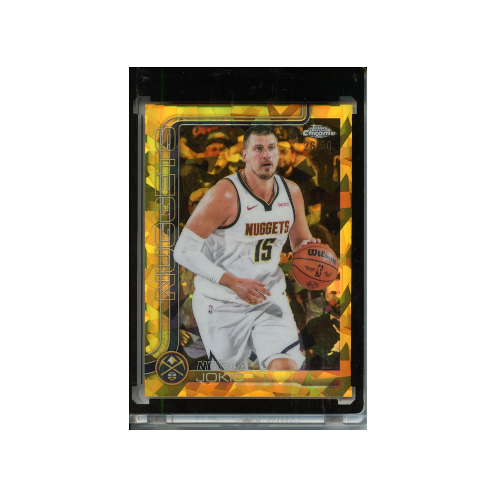Nikola-Jokic-Gold-Cracked-Ice-/50-2025-Topps-Chrome-Vorderseite