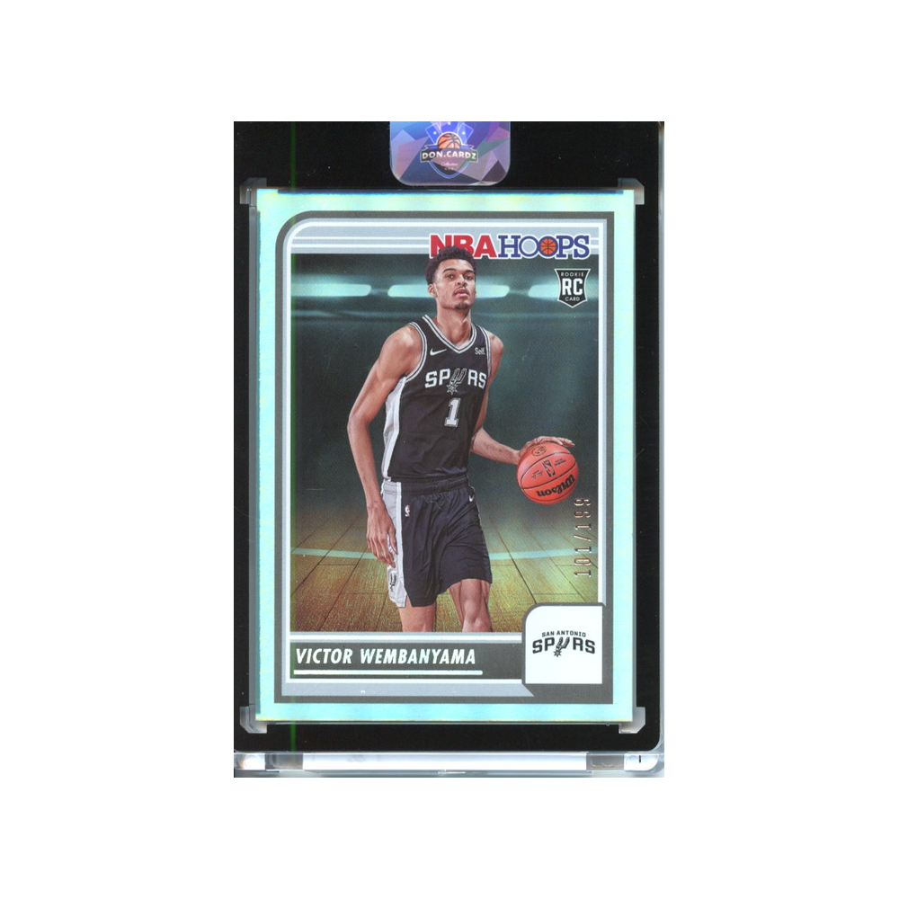 Victor-Wembanyama-Silver-/199-2023-Hoops-Vorderseite