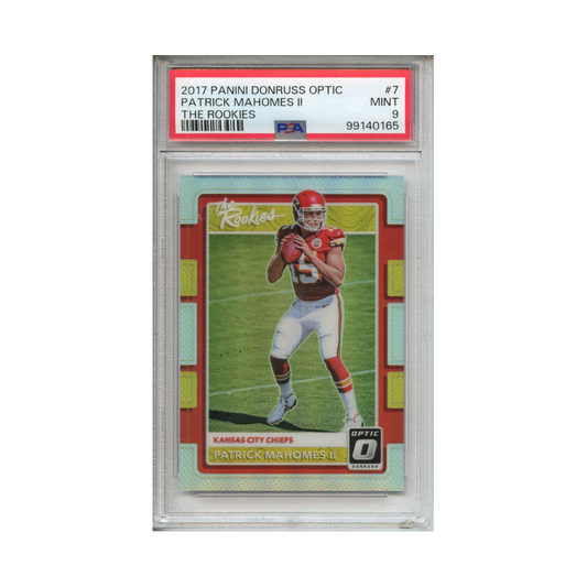 Patrick-Mahomes-II-The-Rookies-2017-Panini-Donruss-Optic-PSA-9-Vorderseite