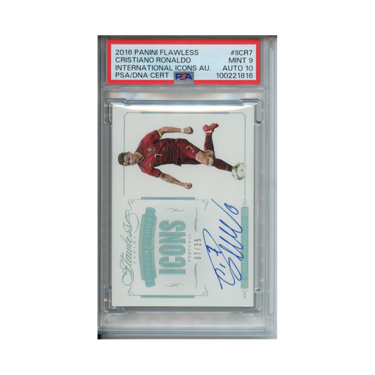 Cristiano-Ronaldo-International-Icons-Autograph-2016-Panini-Flawless-PSA-9/10-Vorderseite