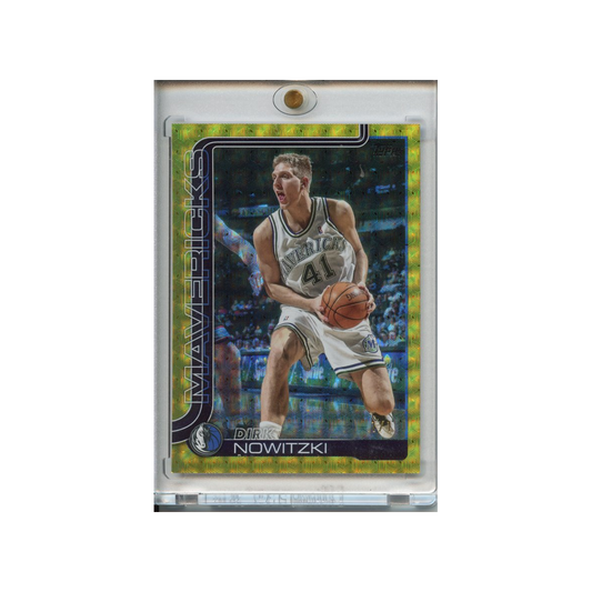 Dirk-Nowitzki-Foilfractor-1/1-2024-Topps--Vorderseite