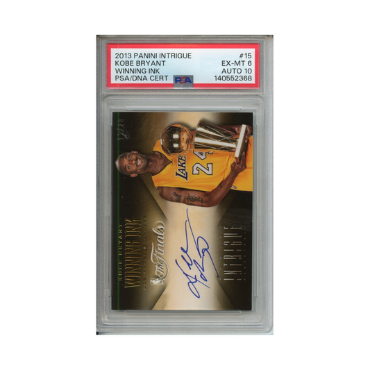 Kobe-Bryant-Winning-Ink-2013-Panini-Intrigue-PSA-6/10-Vorderseite